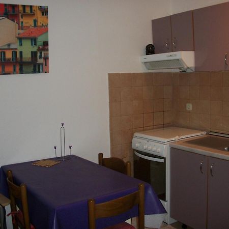 Apartments Mirjana Петрчане Екстер'єр фото